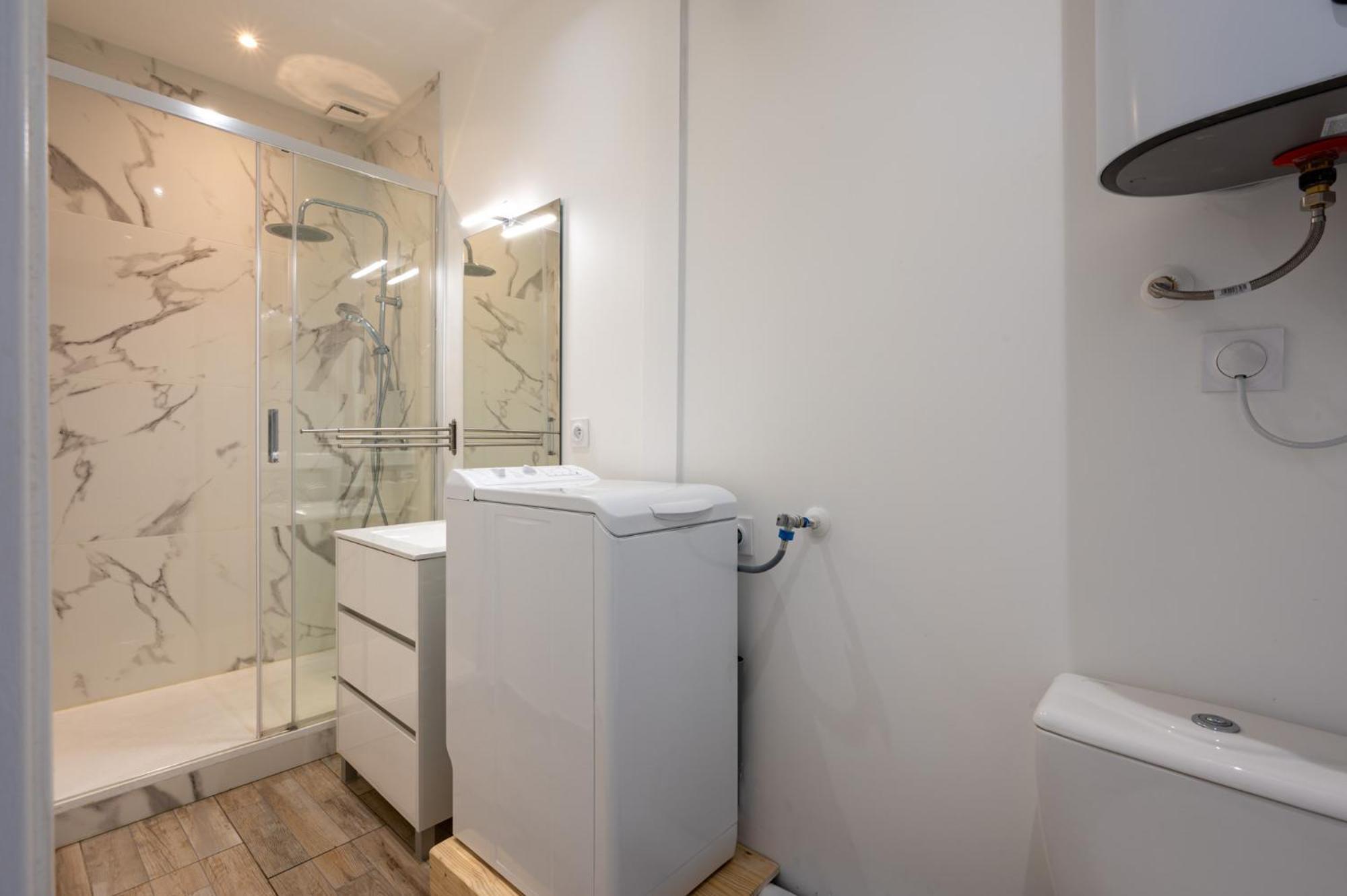 Superbe Appartement Proche Gare Toulon Exterior photo